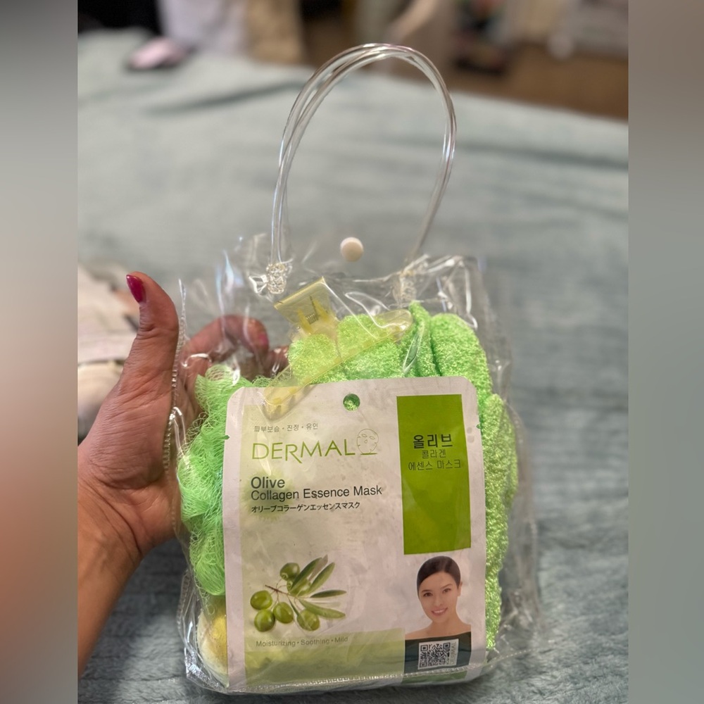 Facial goodie bag